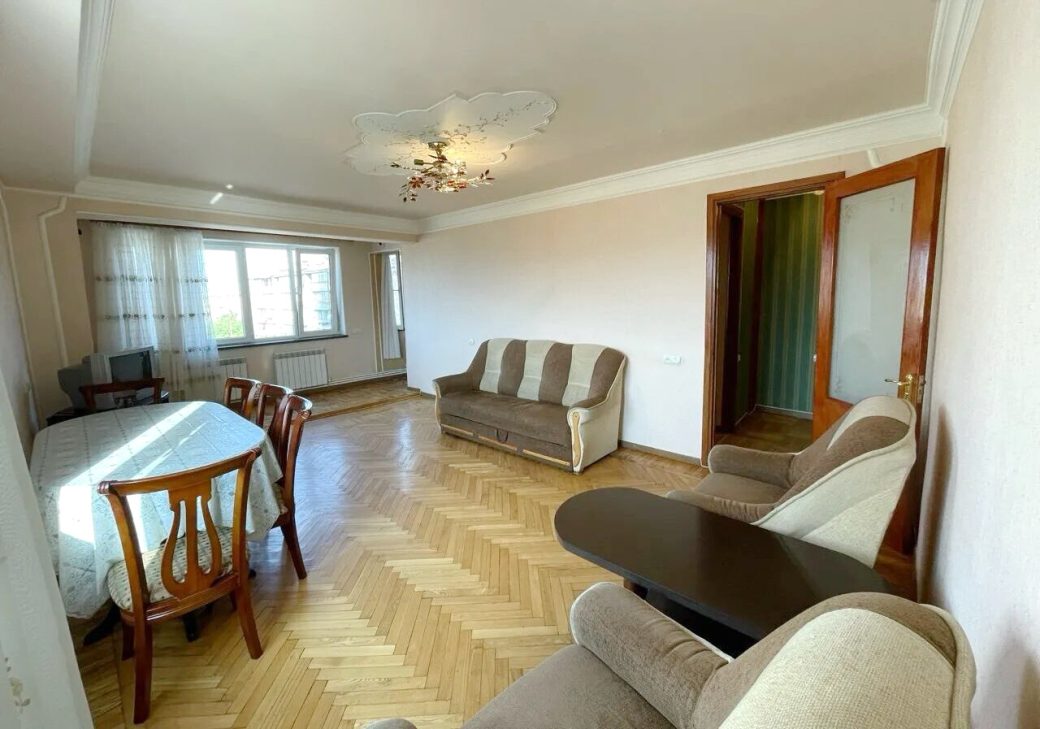 448592-3152404-crop