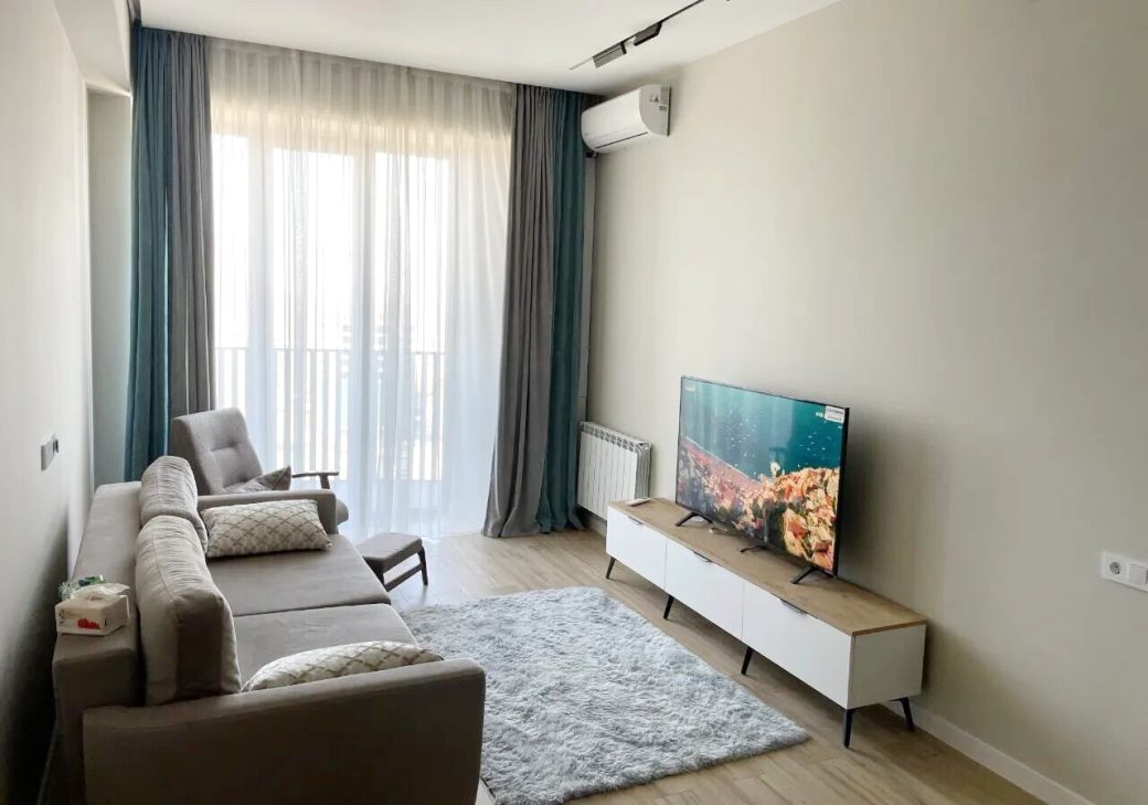 451111-3189343-crop