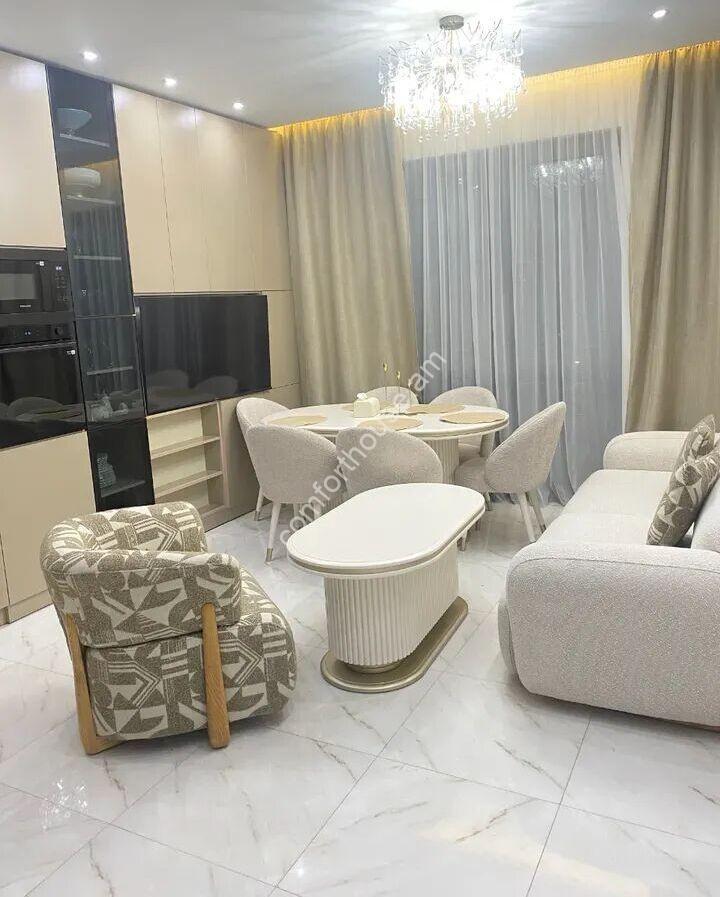 457717-3287522-crop