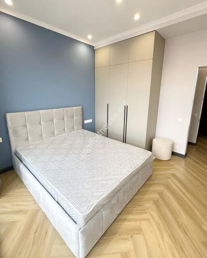457785-3288539-crop