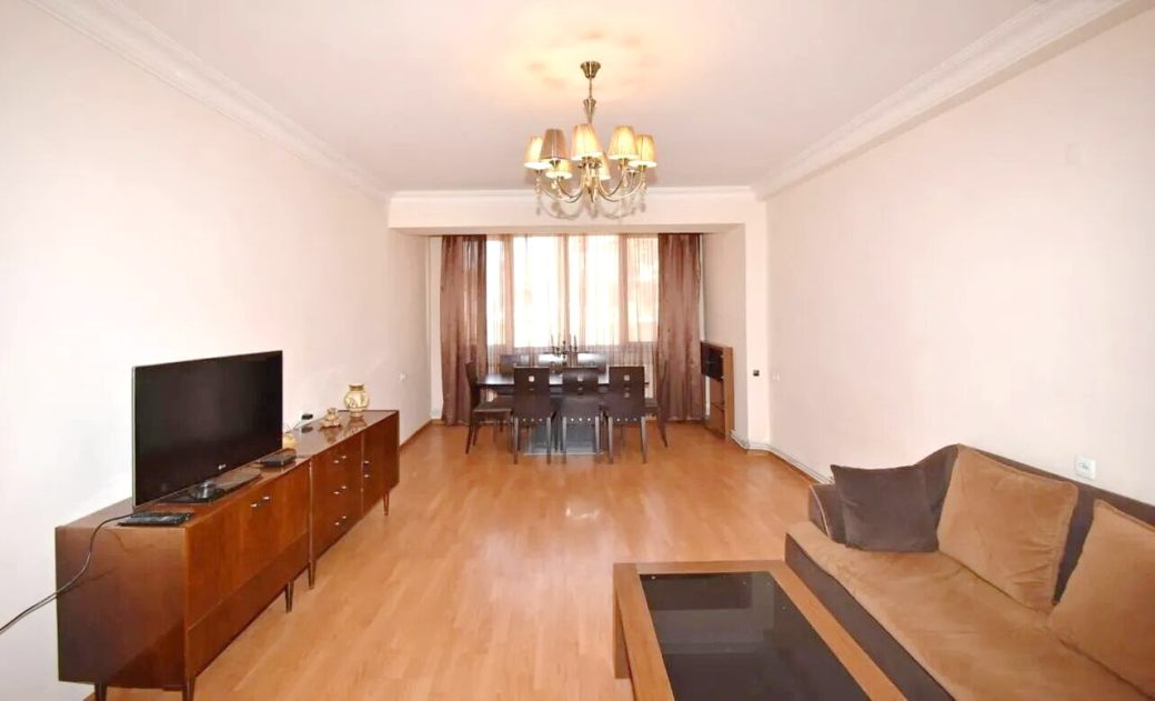 457963-3291434-crop