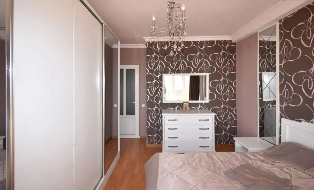 457963-3291442-crop