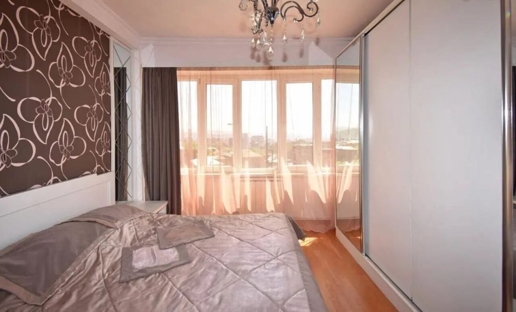 457963-3291444-crop