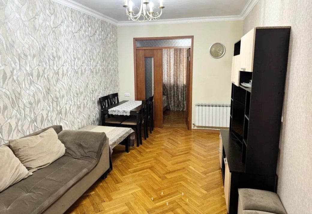 458170-3294349-crop