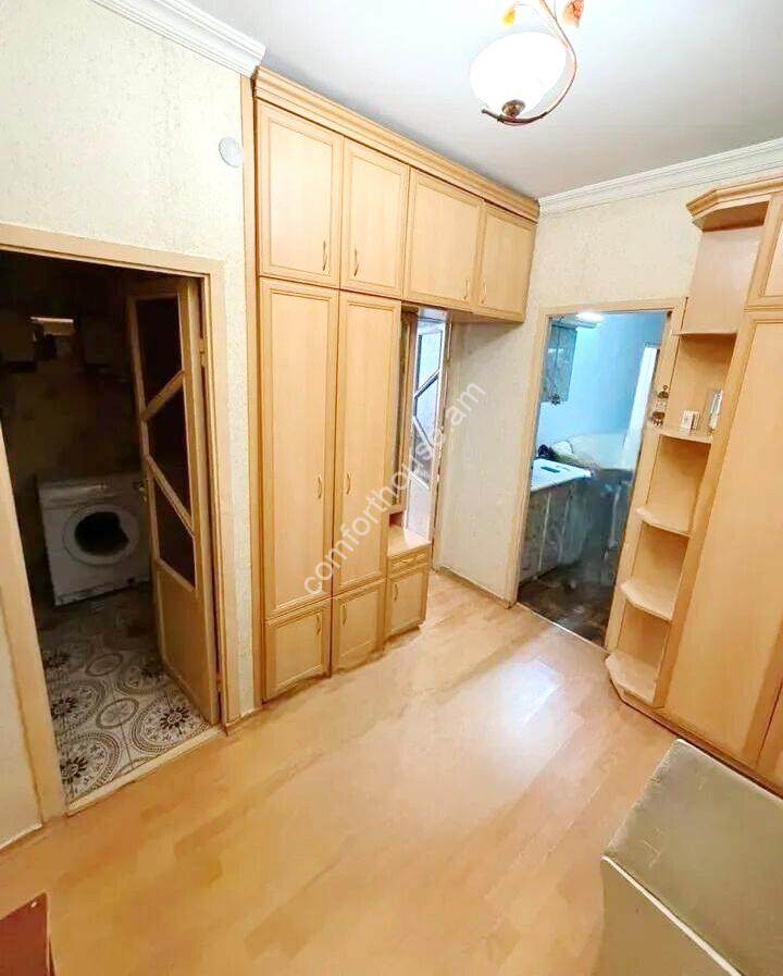 458532-3299870-crop