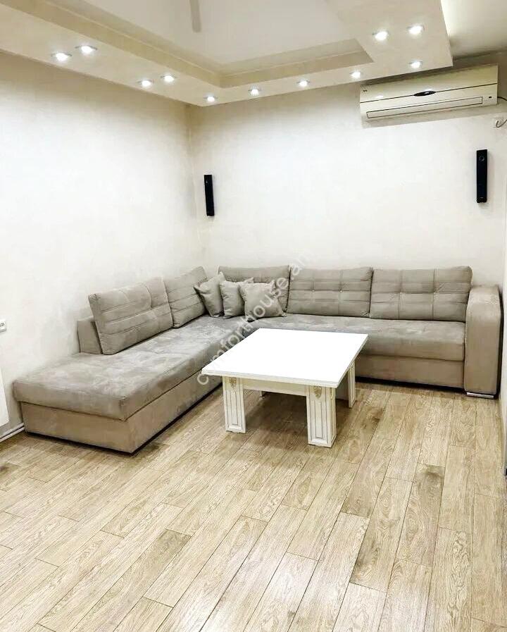 458720-3302688-crop