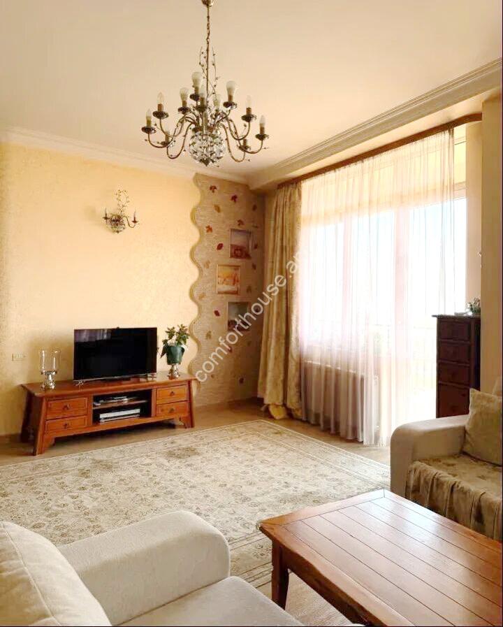 459040-3307399-crop