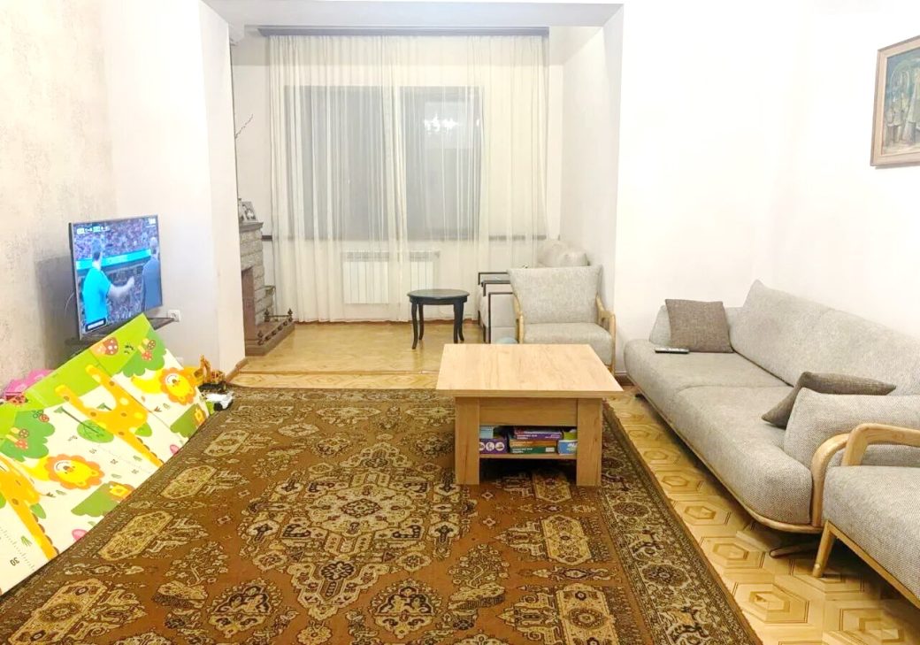 459323-3311887-crop