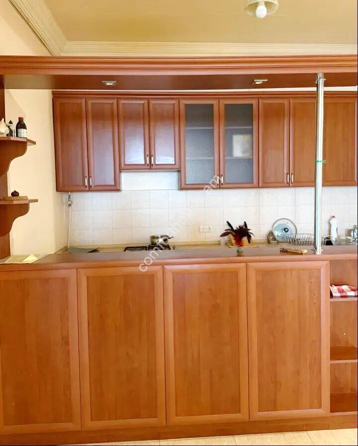 460358-3326802-crop