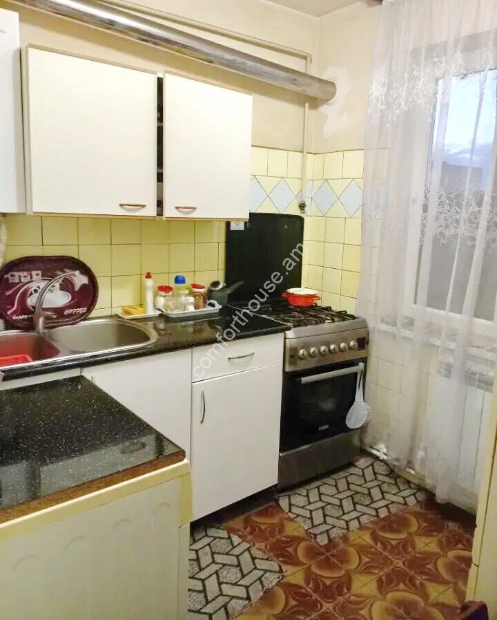 460728-3332097-crop