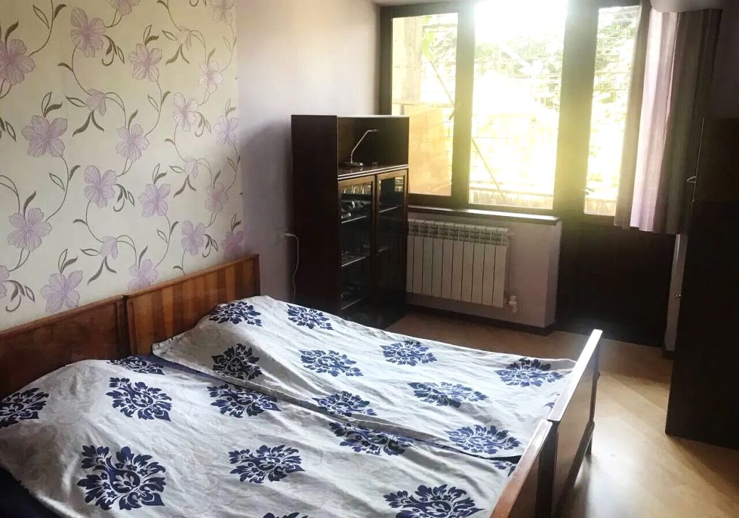 461000-3336113-crop