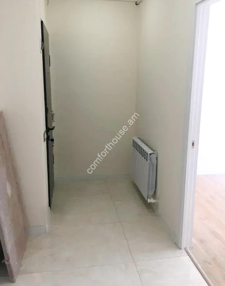 100517632