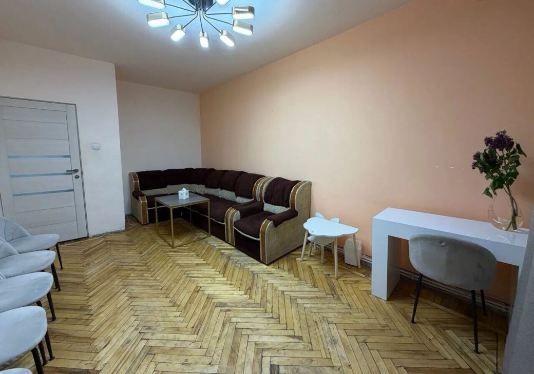 450937-3186763-crop