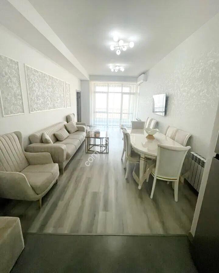 457477-3284026-crop