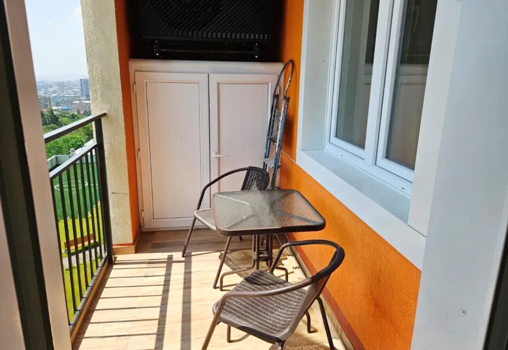 458752-3303226-crop