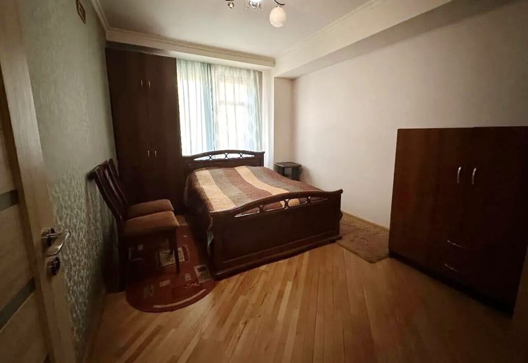 460056-3322295-crop