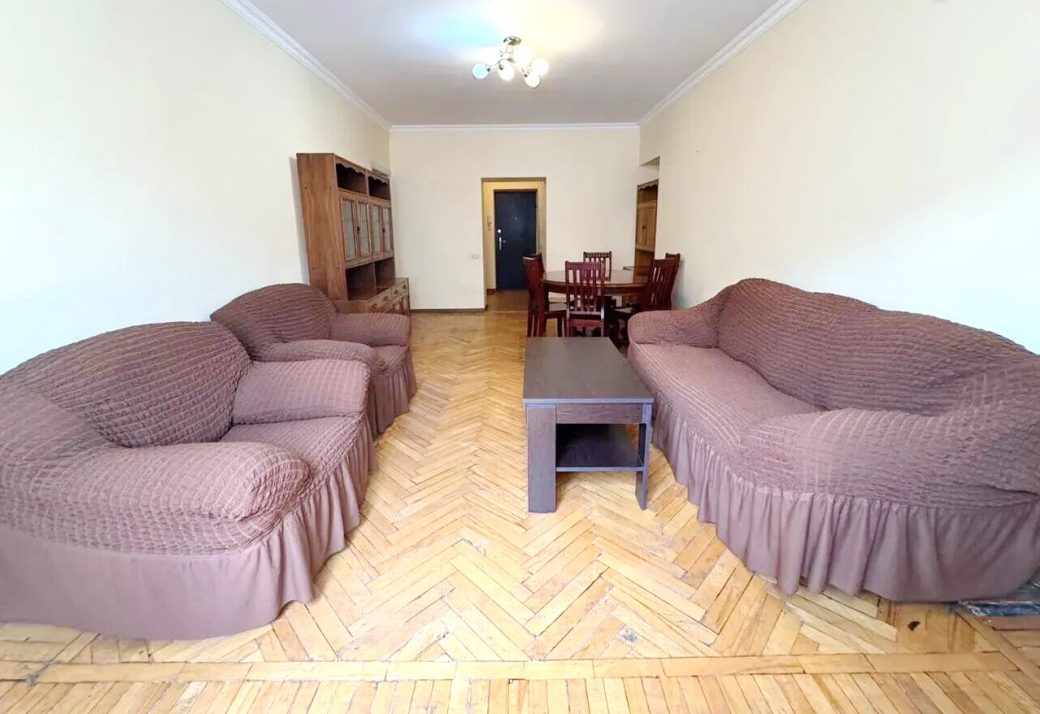 461220-3339539-crop