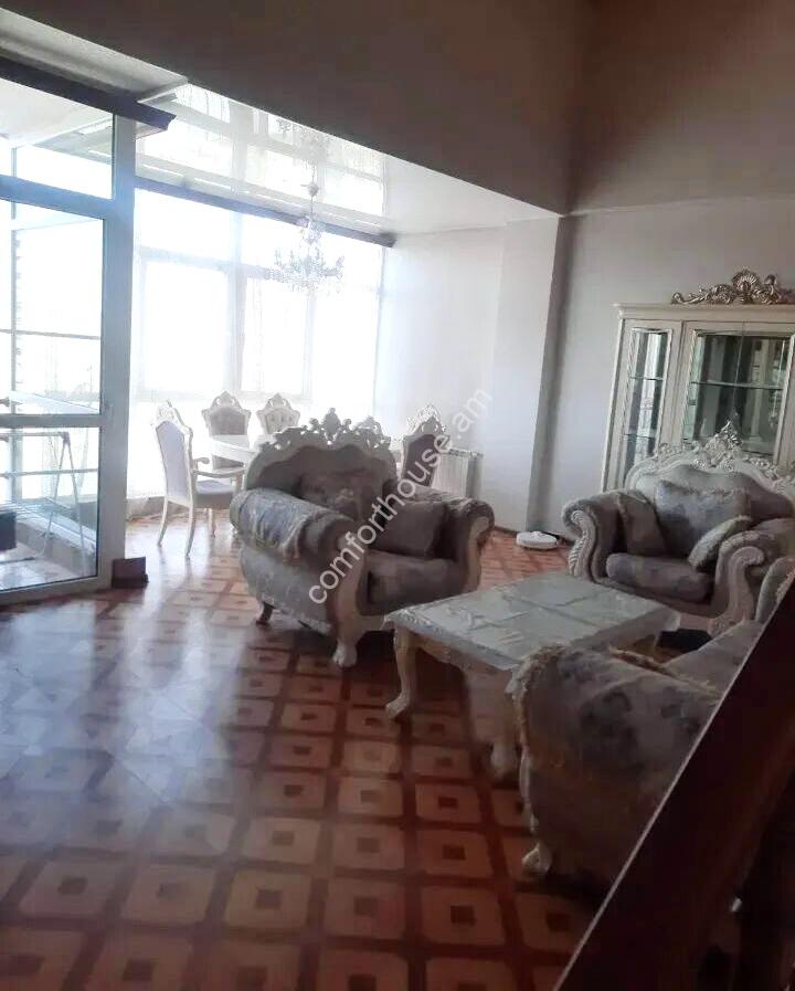 461285-3340579-crop