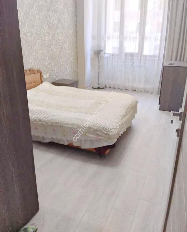 461382-3342127-crop