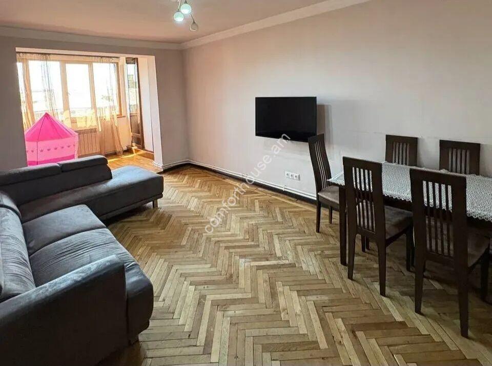 462236-3354802-crop