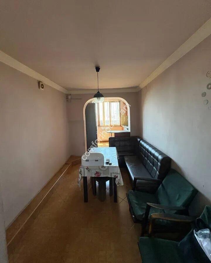 462236-3354804-crop