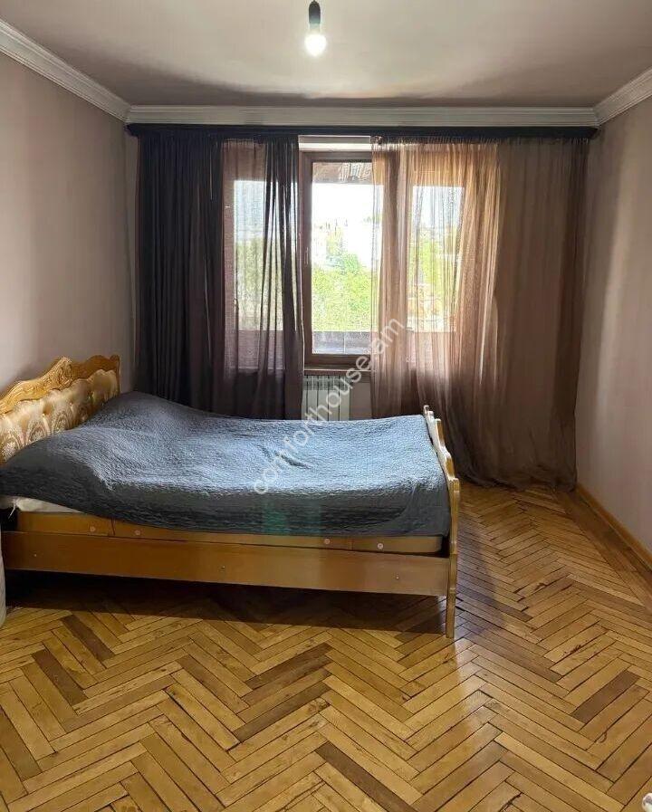 462236-3354806-crop