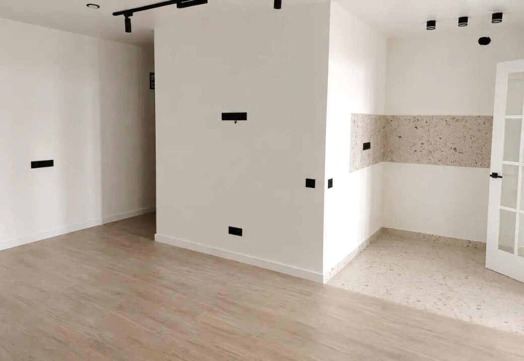 462852-3364056-crop