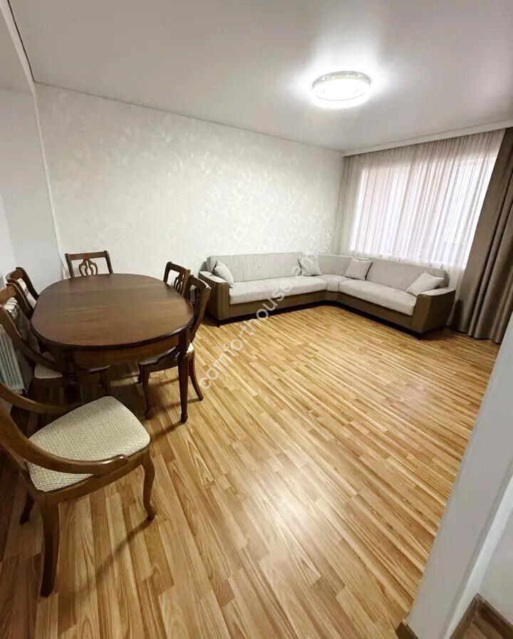 463485-3373684-crop