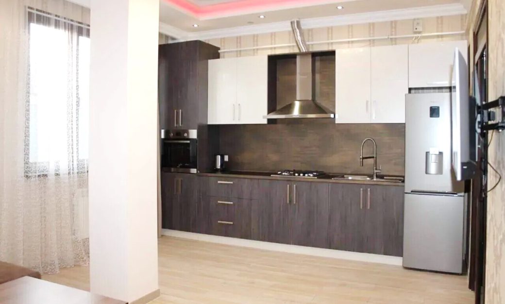 463581-3375099-crop