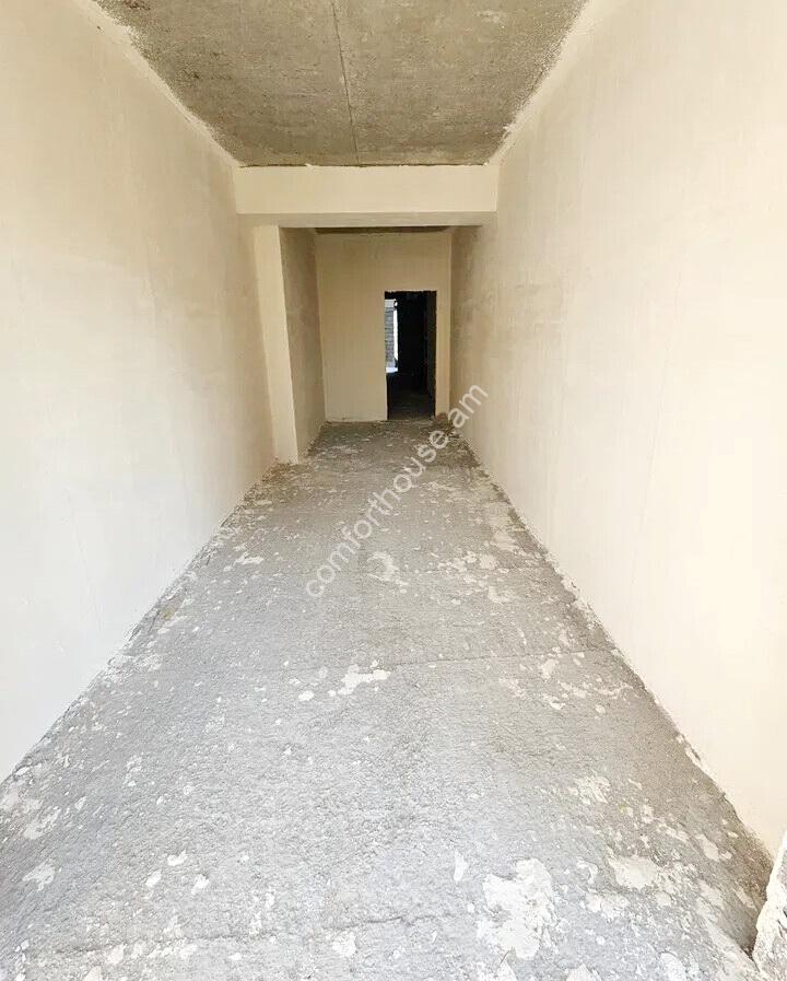 463827-3378668-crop