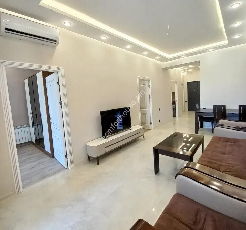 463847-3378866-crop