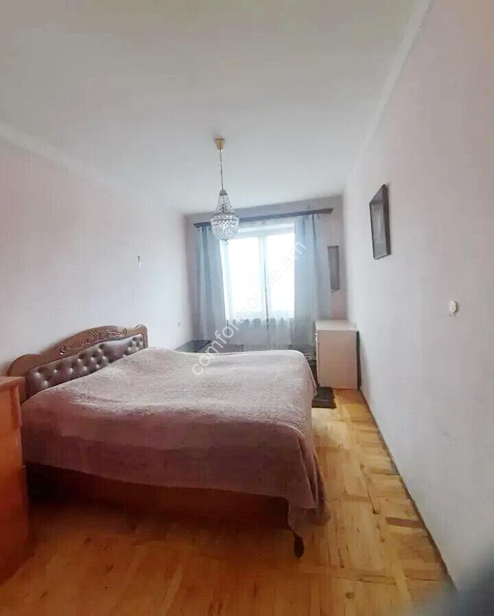 464714-3391896-crop