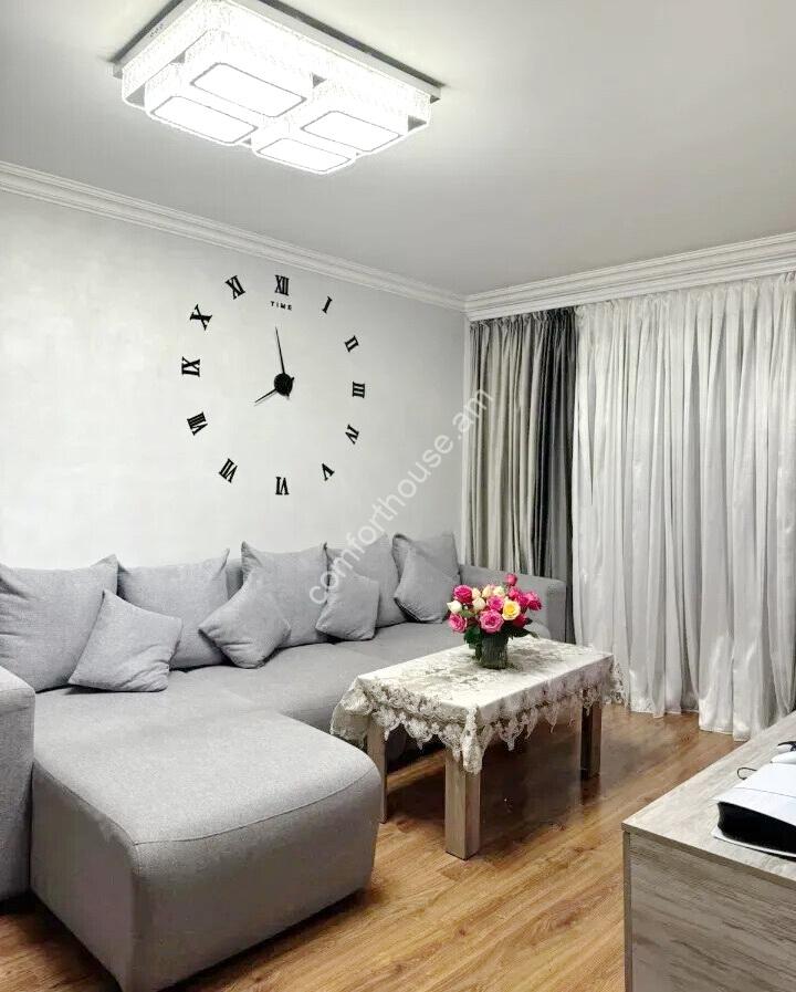 463744-3377472-crop