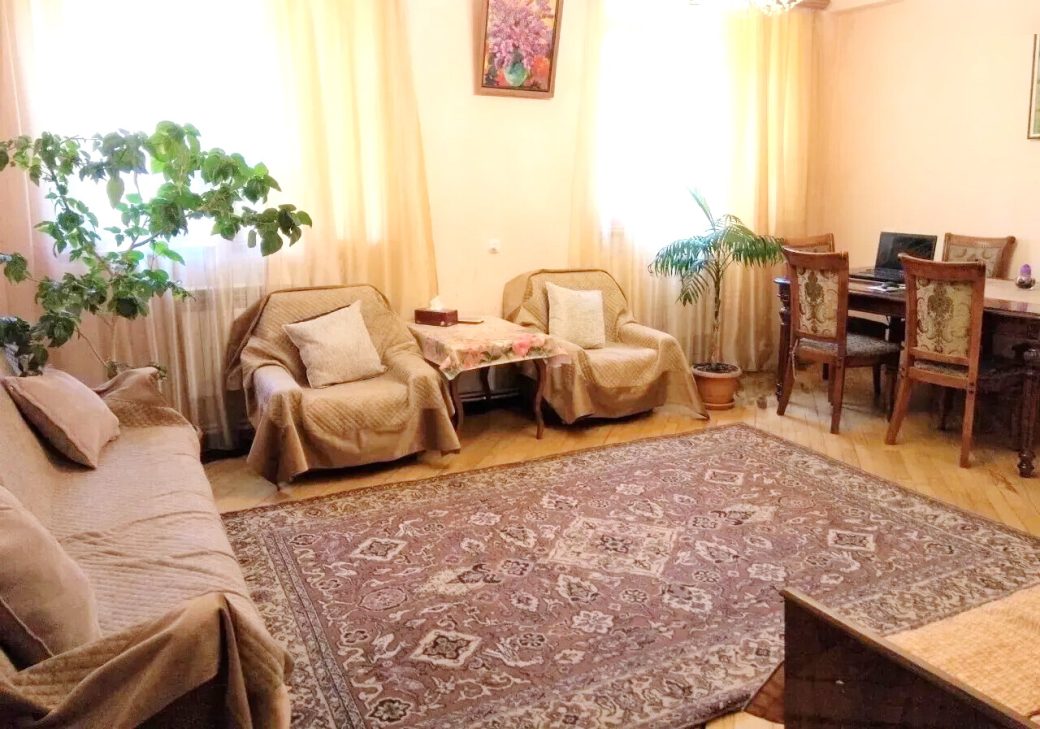 464960-3396022-crop