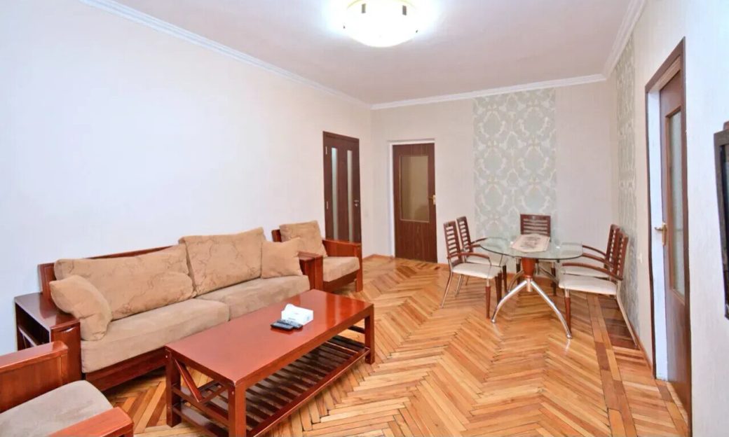 465676-3406586-crop