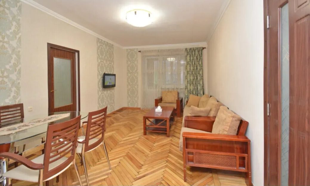 465676-3406595-crop