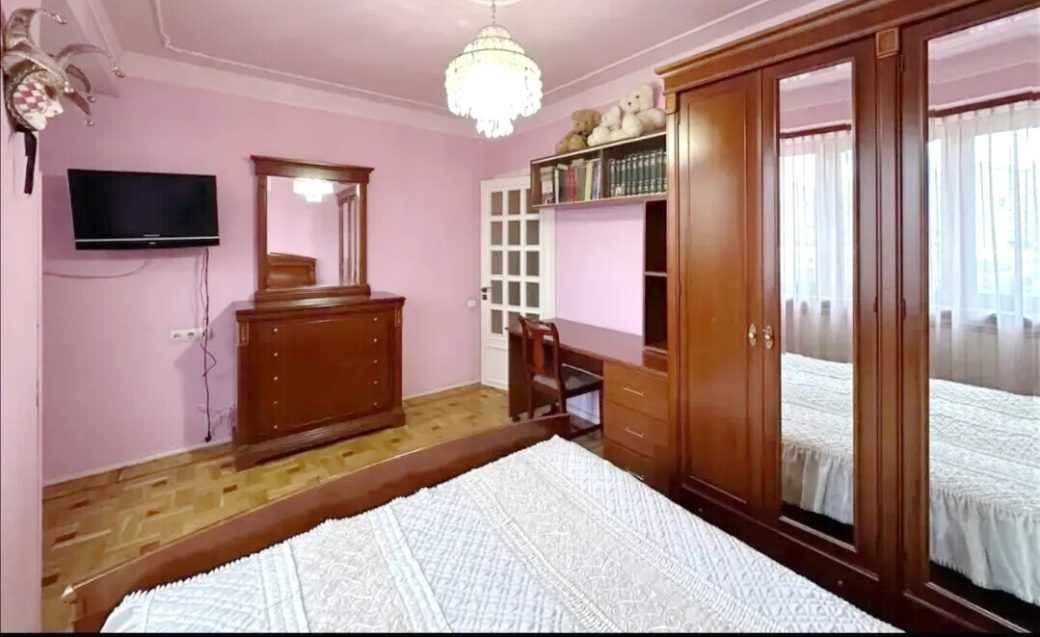 466480-3418858-crop