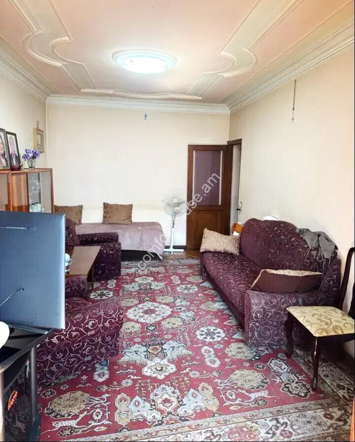 466709-3422322-crop