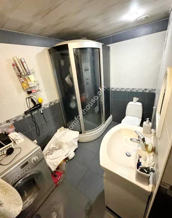 86260139
