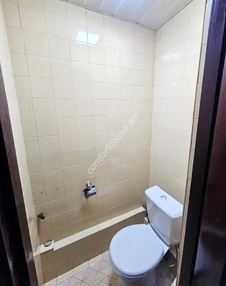 102325991
