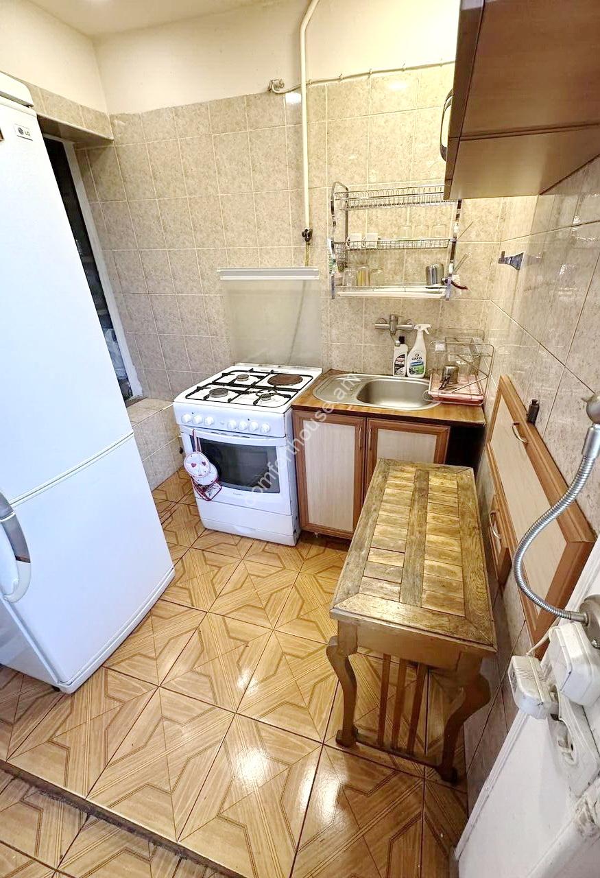 454280-3237585-crop