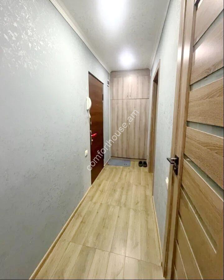 462569-3359853-crop