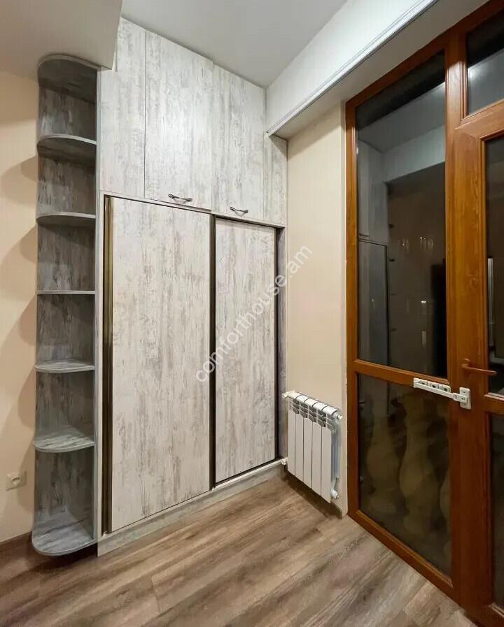 468589-3450707-crop