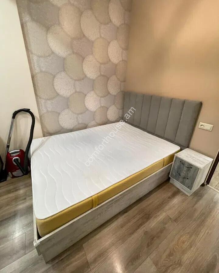 468589-3450709-crop