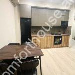 468698-3452439-crop