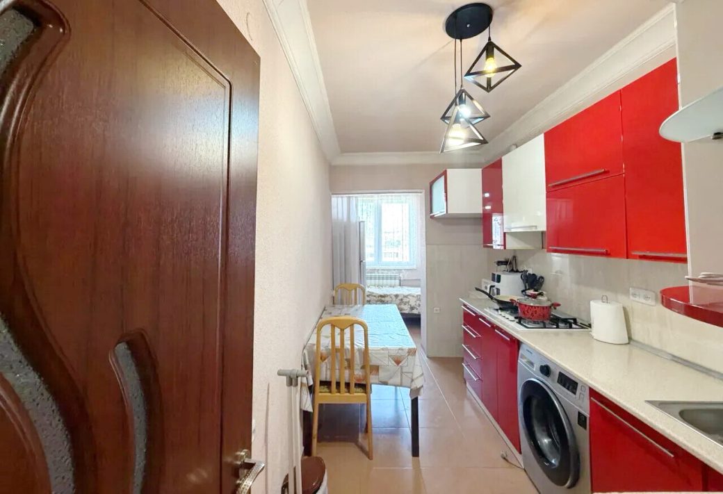 468827-3454340-crop
