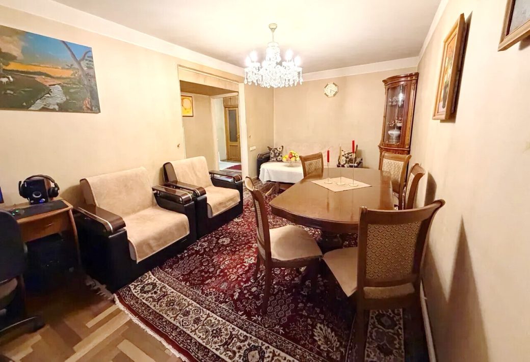 468886-3455348-crop