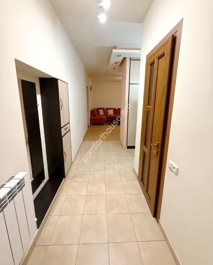 469131-3459176-crop