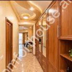 469983-3472491-crop