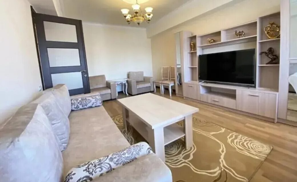 470343-3478020-crop